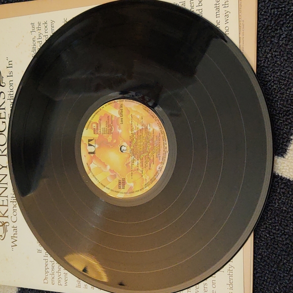 United Artists - Kenny Rogers - Love Lifted Me - Vinyl Record Album - Picture 9 of 13